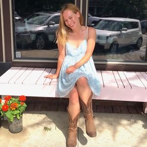 Meet your Posher, Quina